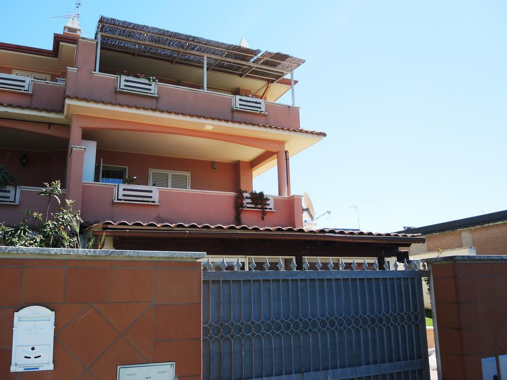 Le Ninfe Bed And Breakfast Anzio Exteriör bild