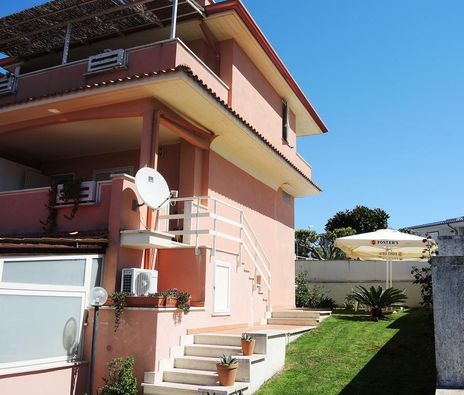 Le Ninfe Bed And Breakfast Anzio Exteriör bild