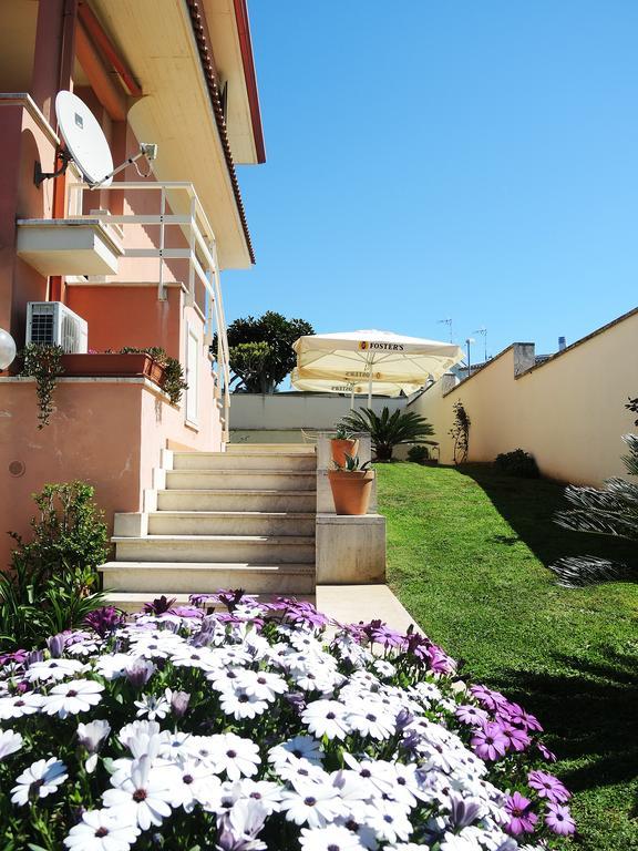 Le Ninfe Bed And Breakfast Anzio Exteriör bild